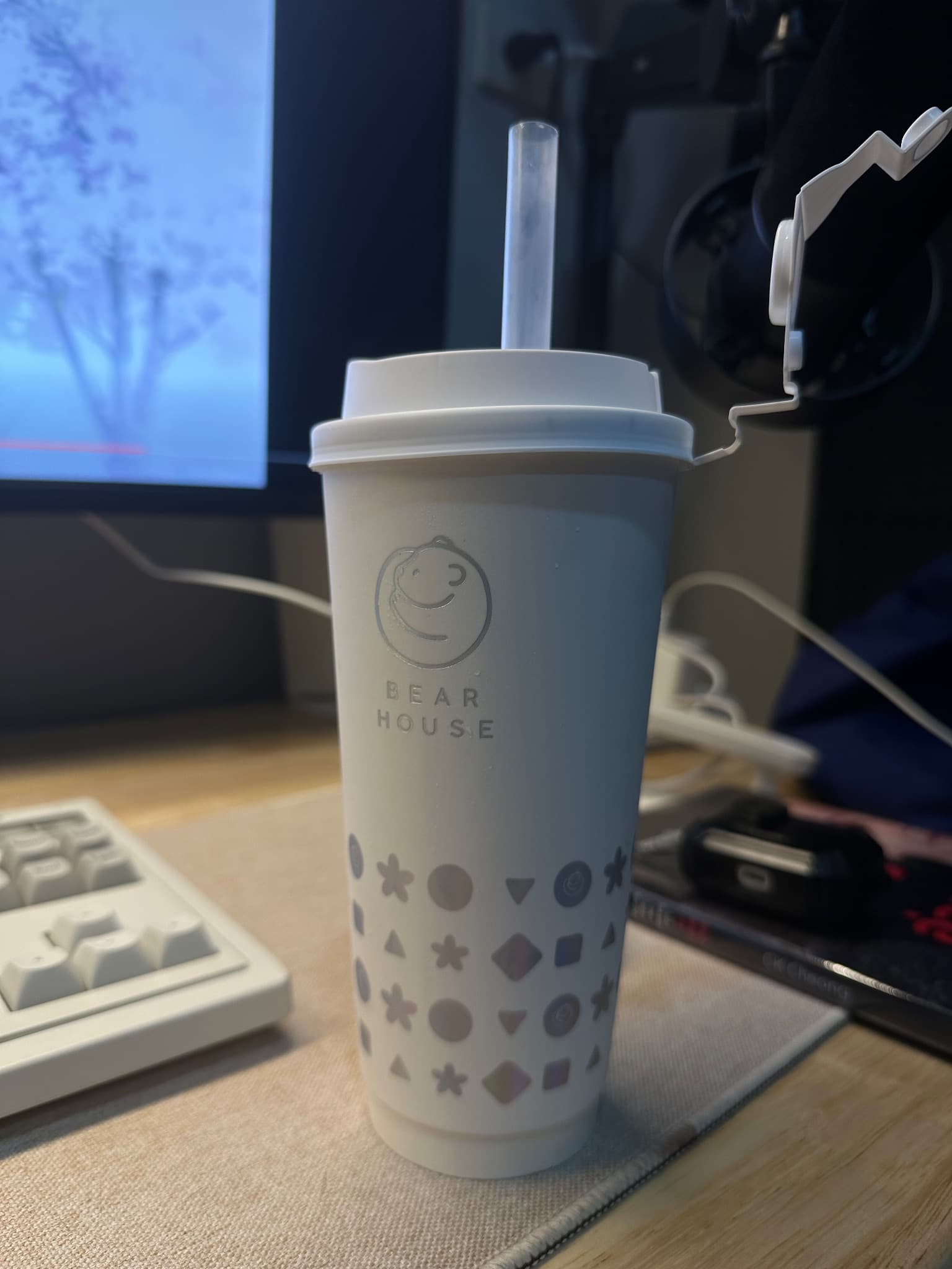 Bear House jasmine osmanthus tea